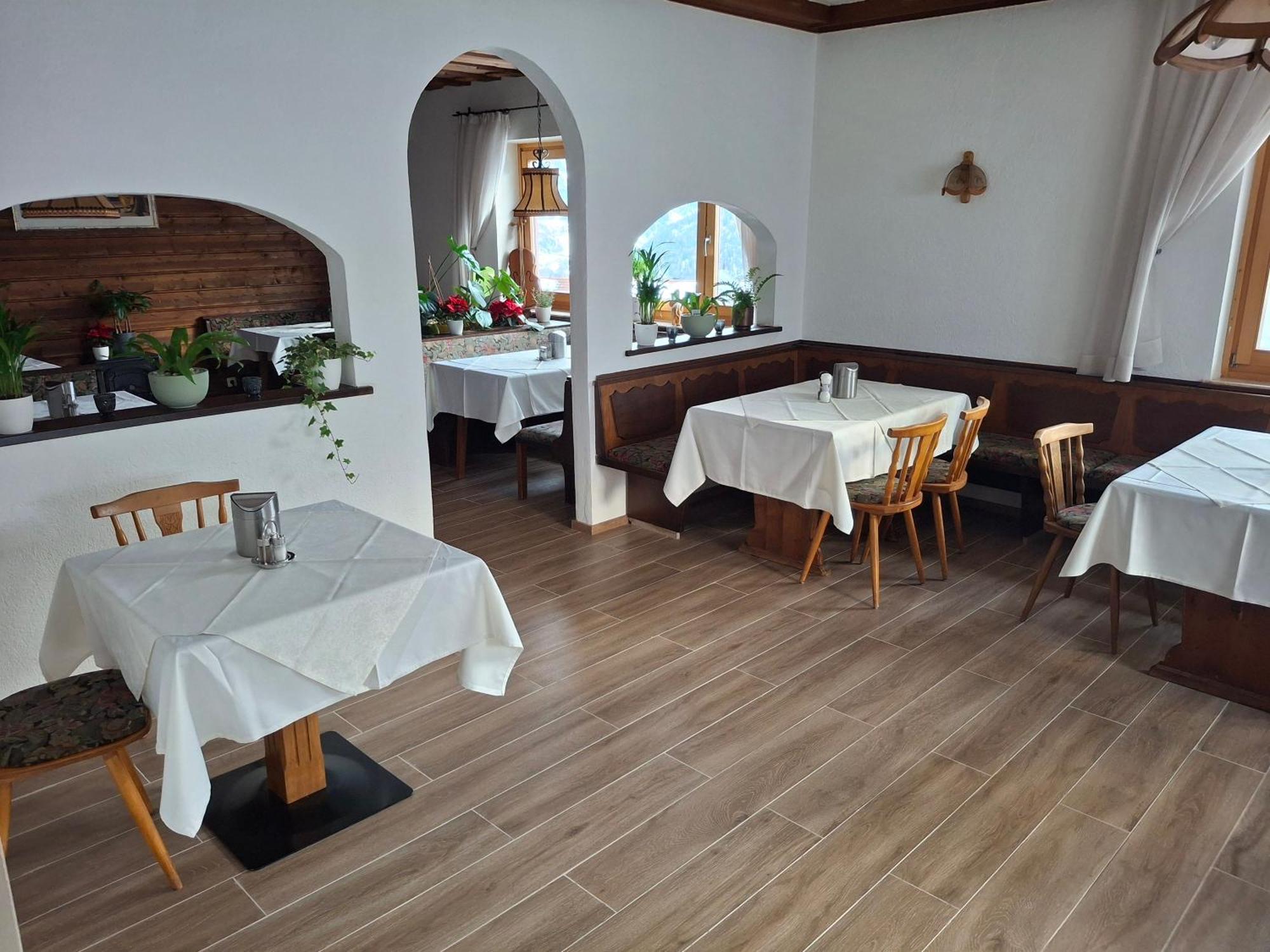 Pension Razil Ладис Екстериор снимка